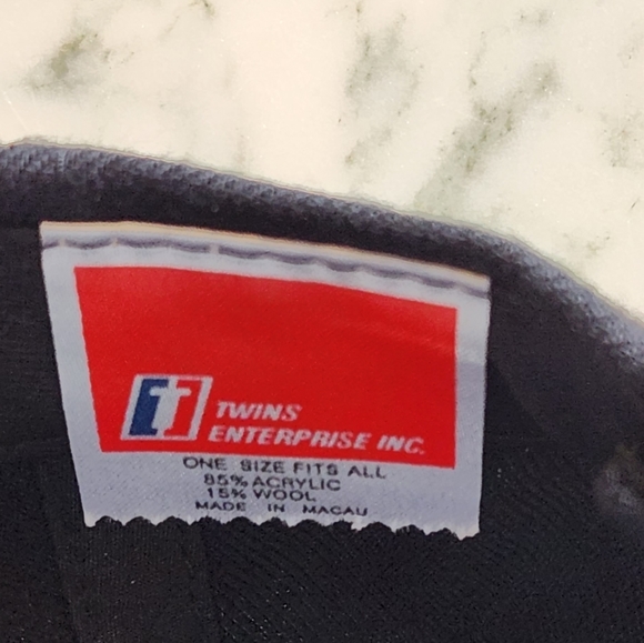 2002 Subway Series & Super Bowl XXXV Collectors Hats & Pins - Picture 12 of 16